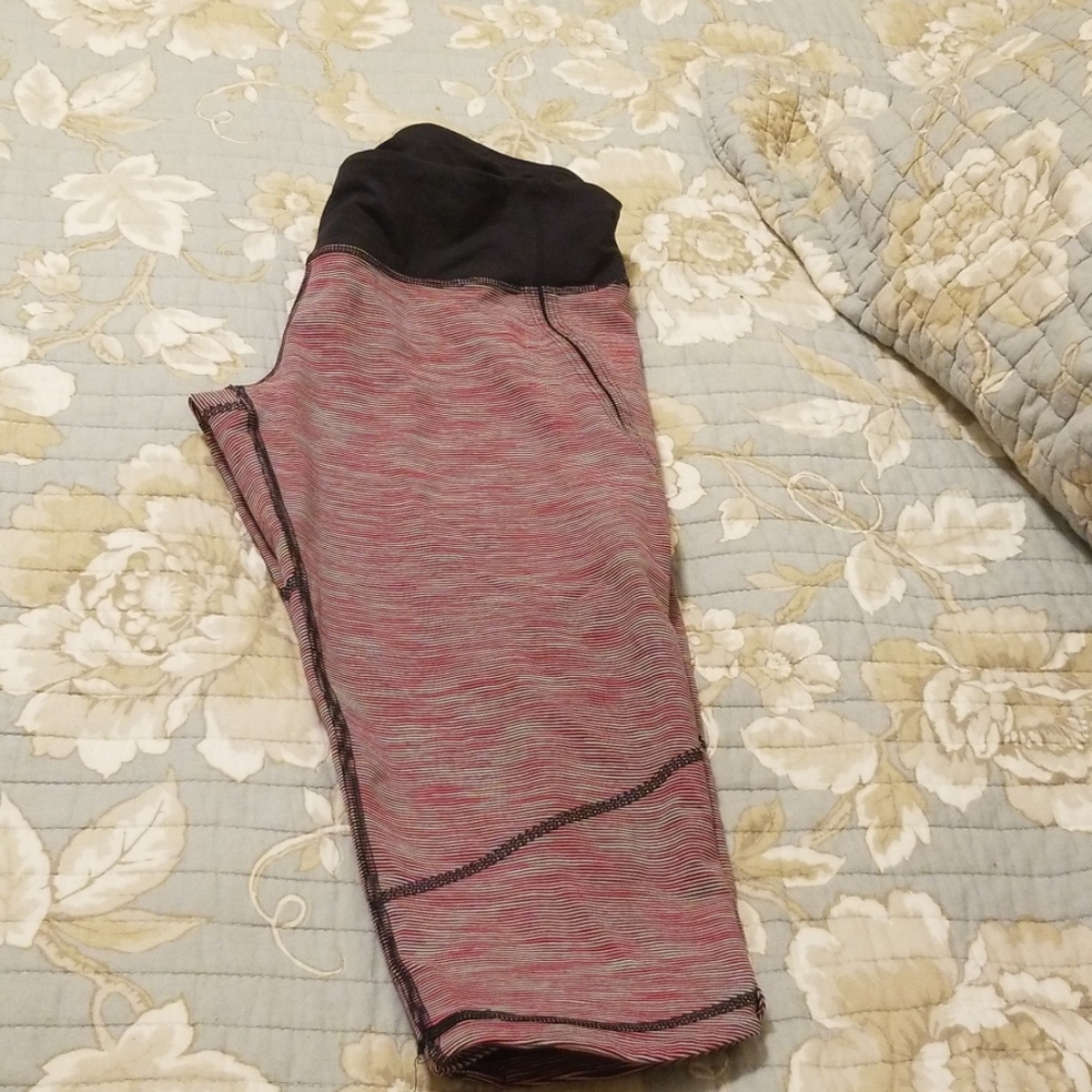 Like new lululemon capri